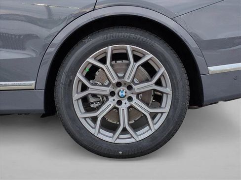 Used 2026 BMW X7 xDrive40i AWD/4WD image 10