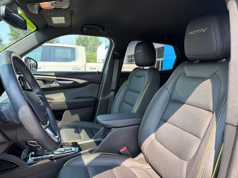 Used 2024 Chevrolet TrailBlazer ACTIV w/ Convenience Package AWD/4WD image 10