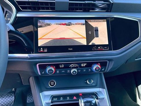 Certified 2025 Audi Q3 2.0T Premium Plus w/ Premium Plus Package AWD/4WD image 24