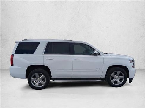 Used 2018 Chevrolet Tahoe Premier AWD/4WD image 4