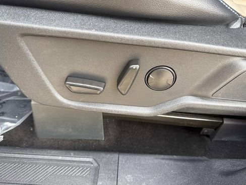 Used 2022 Ford Bronco Wildtrak image 24