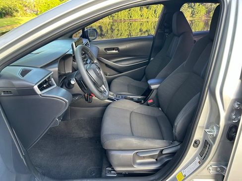 Used 2021 Toyota Corolla SE FWD image 15