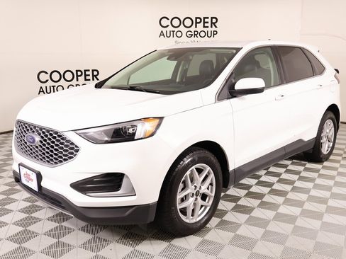 Used 2024 Ford Edge SEL image 10