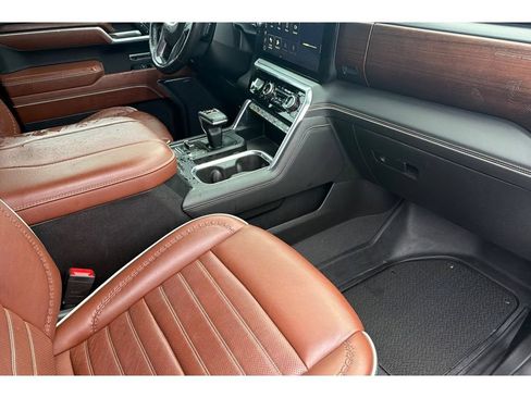 Used 2023 GMC Sierra 1500 Denali Ultimate AWD/4WD image 14