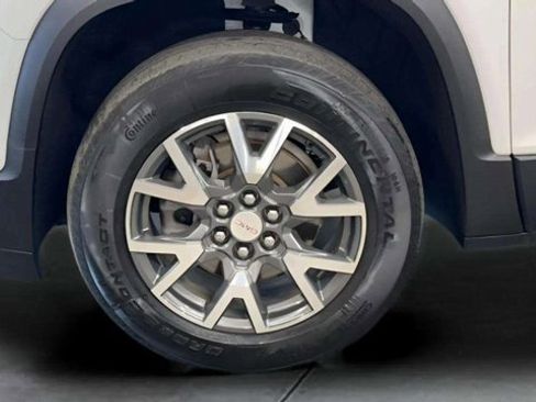 Used 2023 GMC Acadia SLE w/ Driver Convenience Package image 44