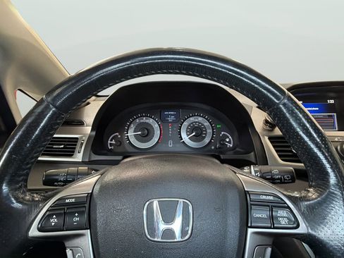 Used 2016 Honda Odyssey Touring Elite image 28