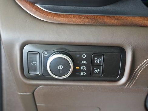 Used 2023 Ford Explorer King Ranch w/ Technology Package AWD/4WD image 22