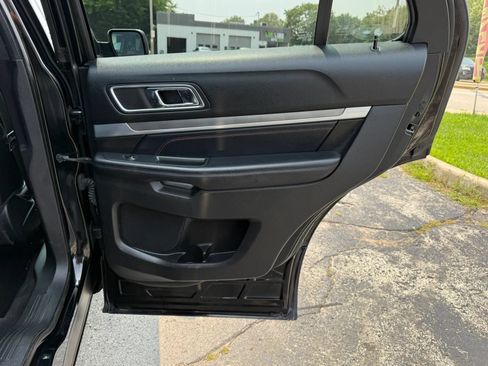 Used 2017 Ford Explorer Sport w/ Equipment Group 401A AWD/4WD image 19