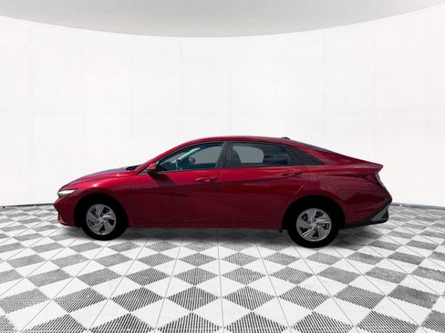 New 2026 Hyundai Elantra SE image 4