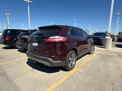 Used 2022 Ford Edge SEL w/ Convenience Package AWD/4WD image 3