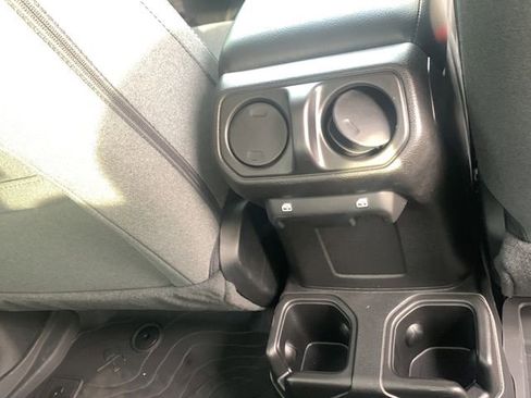 New 2026 Jeep Gladiator Sport image 40