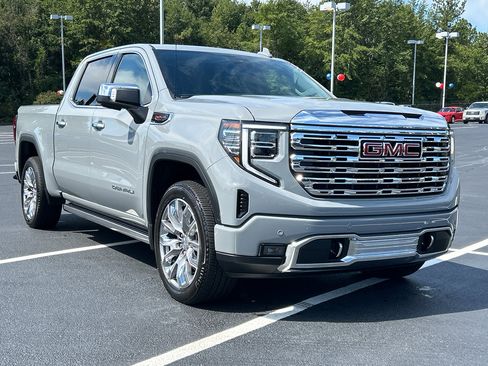Used 2025 GMC Sierra 1500 Denali w/ Denali Reserve Package image 5