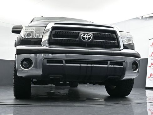 Used 2011 Toyota Tundra 4x4 CrewMax image 37