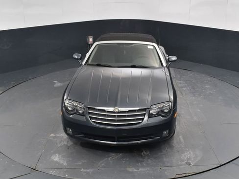 Used 2008 Chrysler Crossfire Limited image 30