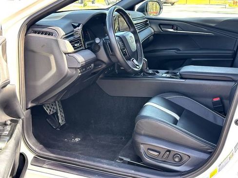 Certified 2025 Toyota Camry SE image 10