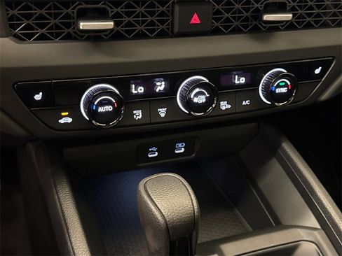 New 2025 Honda Accord SE image 18