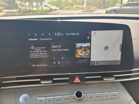Used 2023 Hyundai Elantra Limited w/ Cargo Package FWD image 23