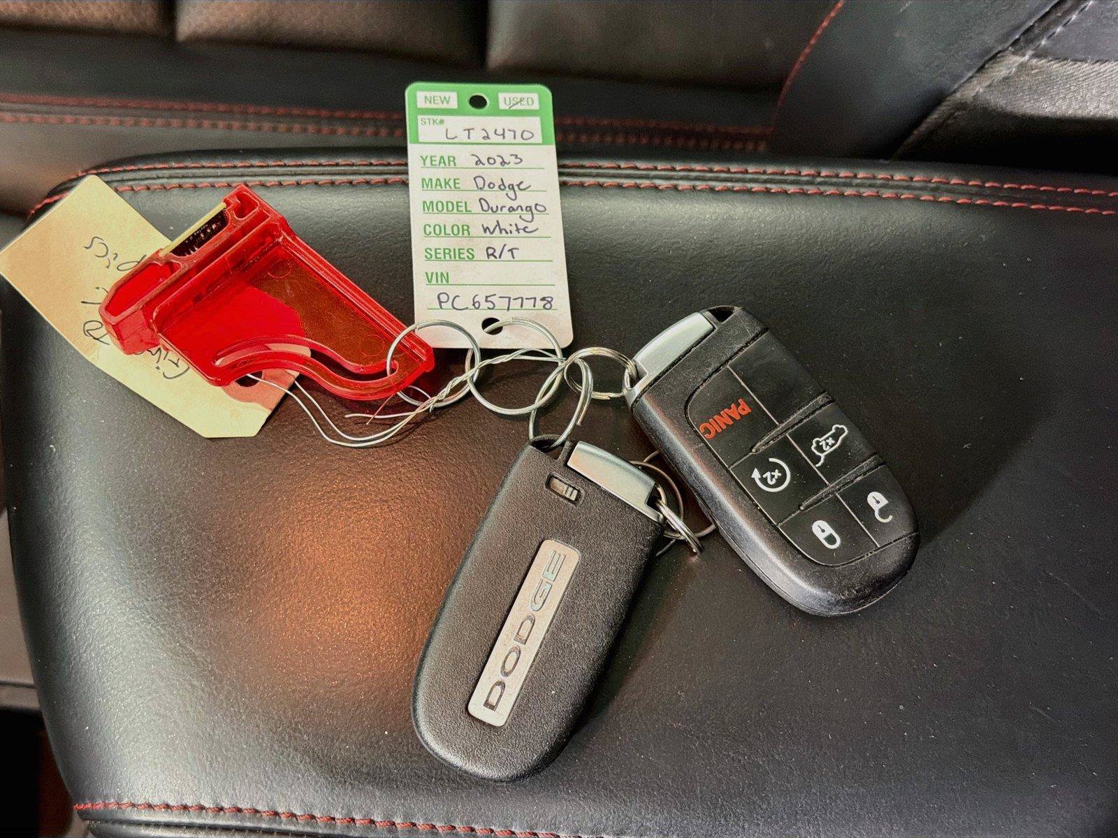 Used 2023 Dodge Durango R/T AWD/4WD image 4