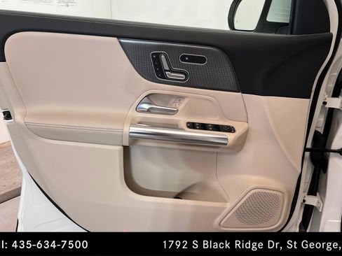 Certified 2022 Mercedes-Benz GLA 250 4MATIC w/ Premium Package Lite image 14