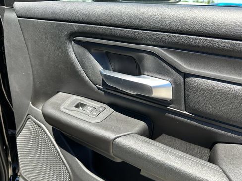 New 2026 RAM 1500 Express AWD/4WD image 15