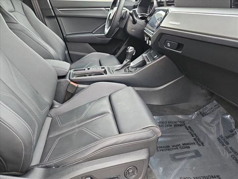 Certified 2025 Audi Q3 2.0T Premium w/ Convenience Package image 21