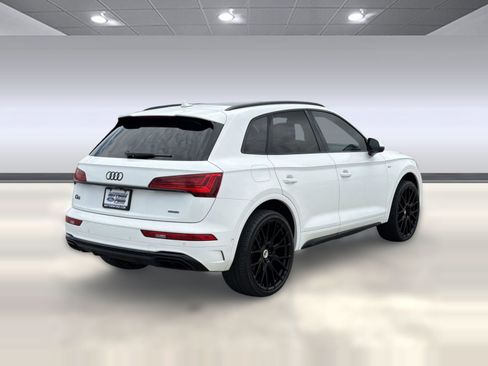 Used 2022 Audi Q5 2.0T Prestige w/ Prestige Package AWD/4WD image 9