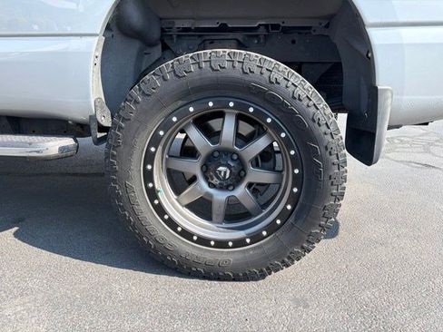 Used 2017 Nissan Titan SL AWD/4WD image 10
