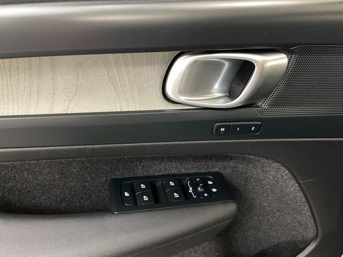 Used 2026 Volvo XC40 B5 Plus w/ Protection Package Premier image 28