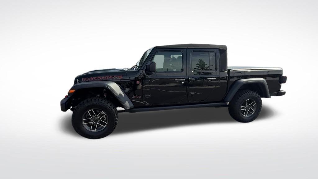 Used 2024 Jeep Gladiator Mojave w/ Technology Group AWD/4WD image 34