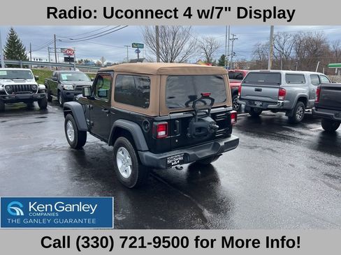 Used 2019 Jeep Wrangler Sport AWD/4WD image 14
