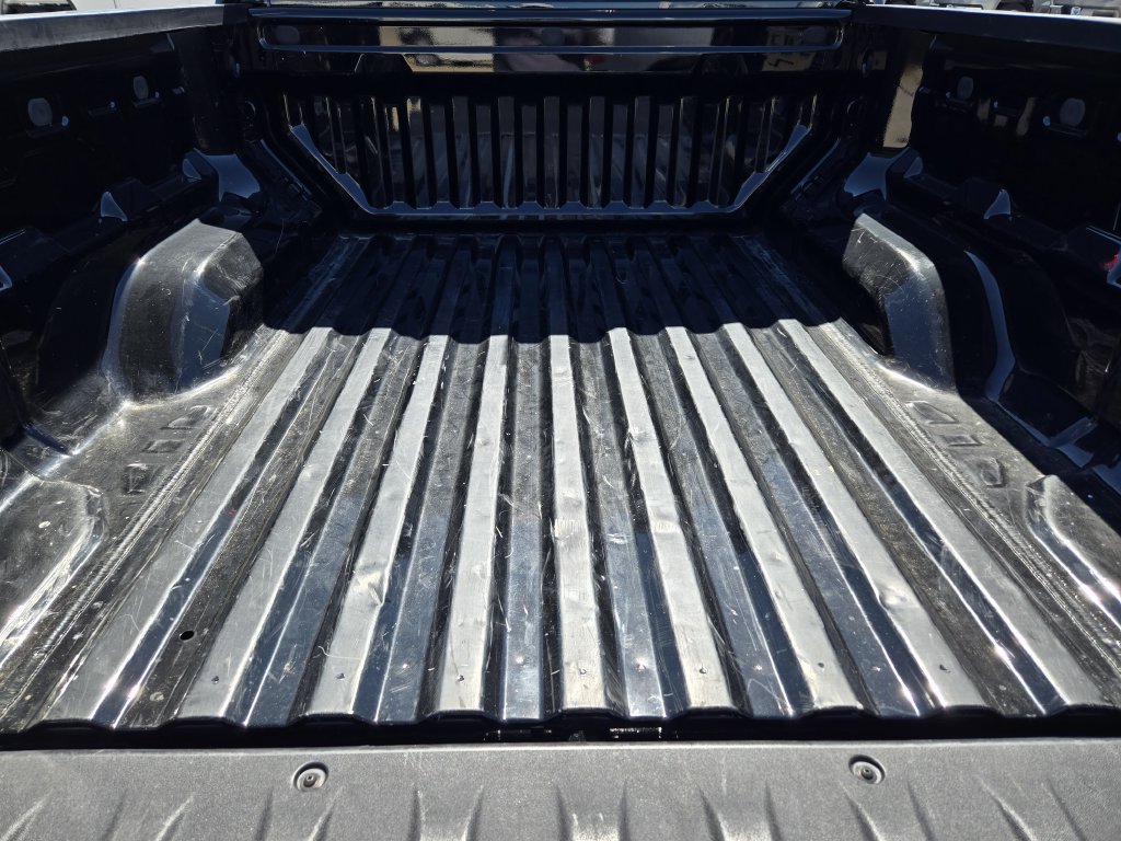 Used 2024 Chevrolet Colorado W/T RWD image 30