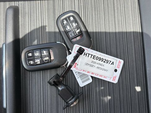 Certified 2026 Honda Odyssey EX-L image 34