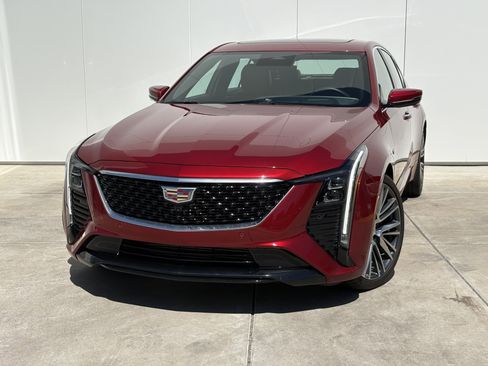 Used 2025 Cadillac CT5 Premium Luxury RWD image 1