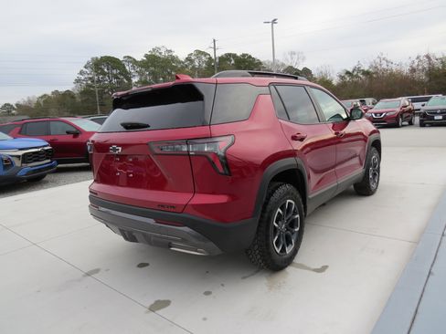 New 2026 Chevrolet Equinox ACTIV image 5