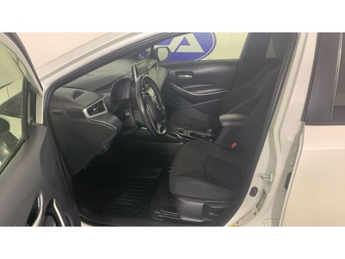 Used 2020 Toyota Corolla SE image 15