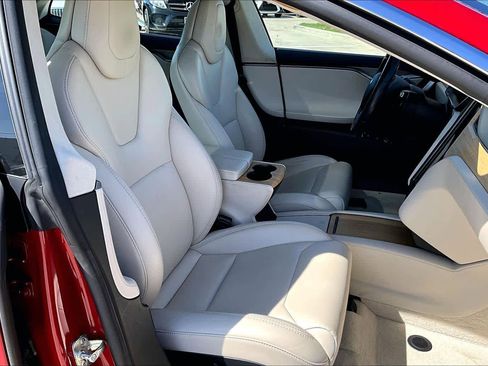 Used 2018 Tesla Model S 75D image 8