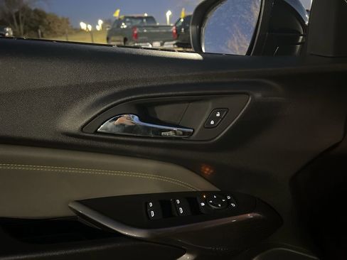 New 2026 Chevrolet Trax ACTIV w/ Sunroof Package image 8