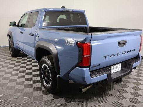 Used 2026 Toyota Tacoma TRD Off-Road AWD/4WD image 6