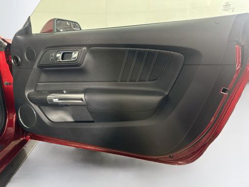Used 2015 Ford Mustang GT Premium RWD image 27