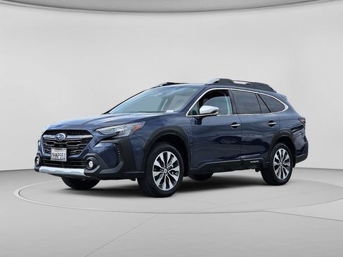 Certified 2024 Subaru Outback Touring AWD/4WD image 7