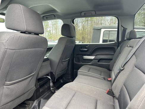 Used 2018 Chevrolet Silverado 1500 LT w/ All Star Edition AWD/4WD image 9