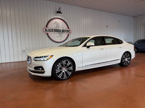 Used 2023 Volvo S90 B6 Plus w/ Protection Package AWD/4WD image 5