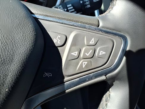 Used 2024 Chevrolet Equinox LT FWD image 20