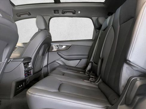 New 2026 Audi Q7 3.0T Premium Plus image 17