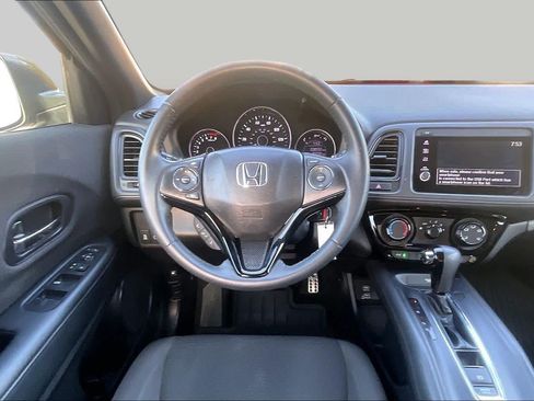 Used 2019 Honda HR-V Sport image 6