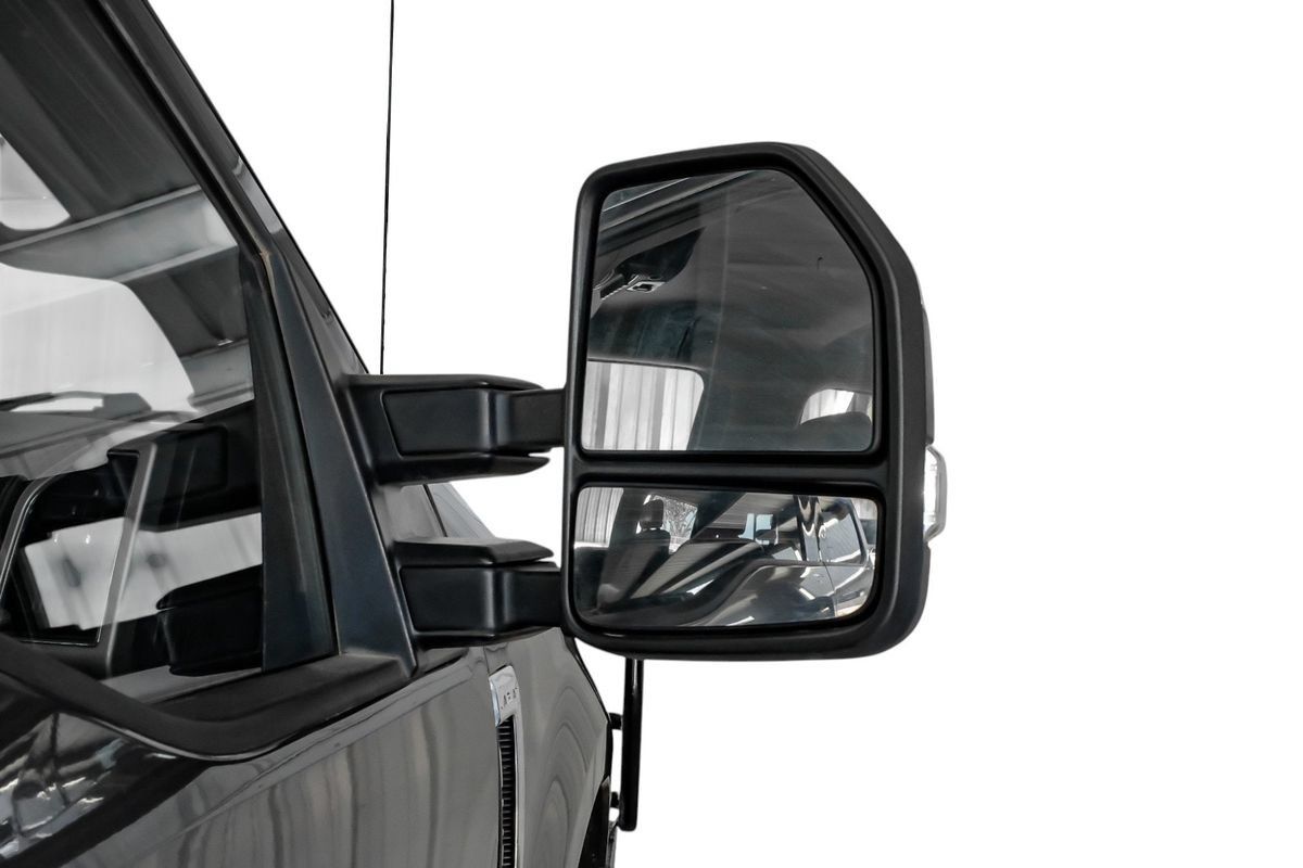 Used 2020 Ford F350 Lariat w/ Chrome Package AWD/4WD image 42