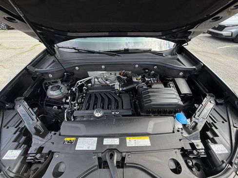 Used 2023 Volkswagen Atlas SEL AWD/4WD image 30