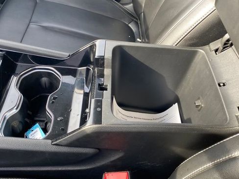 Used 2023 Jeep Grand Cherokee Limited image 14