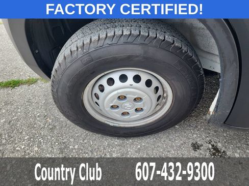 Used 2024 RAM ProMaster 2500 w/ Convenience Group FWD image 23