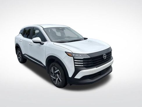 Certified 2025 Nissan Kicks SV FWD image 6